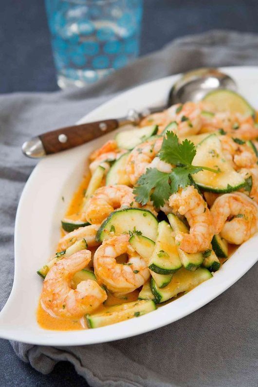 Thai-Shrimp-Stir-Fry-Zucchini-Cookin-Canuck-2-587x88020170914-31308-pgil7d